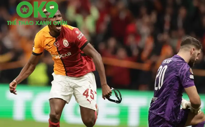 Osimhen là cái tên được nhiều ông lớn châu Âu để mắt Osimhen là cái tên được nhiều ông lớn châu Âu để mắt