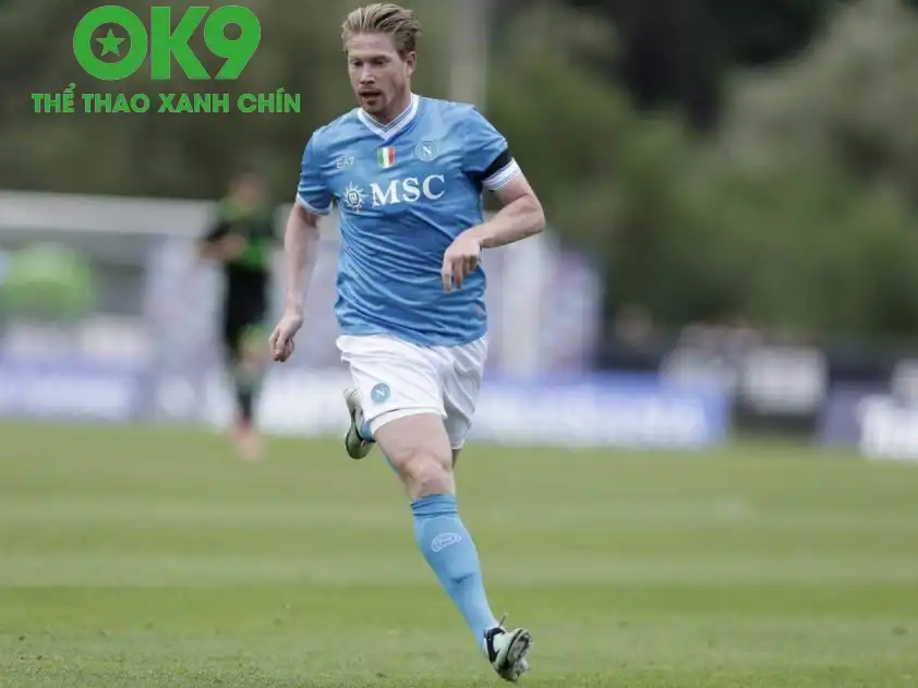 De Bruyne vẫn cần thêm thời gian để hòa nhập với Napoli (Ảnh: Nieuwsblad) De Bruyne vẫn cần thêm thời gian để hòa nhập với Napoli (Ảnh: Nieuwsblad)